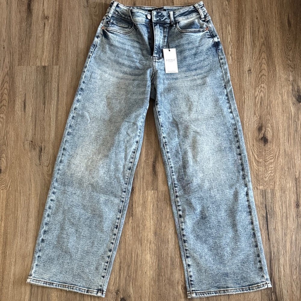 Judy Blue Light Blue Denim Baggy Jeans NWT